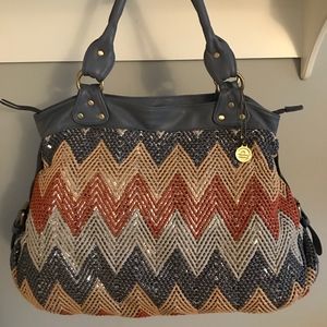 BIG BUDDHA Courtney Hobo